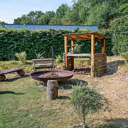 Idyllic Forest-fringed Holiday By The Beach Holiday home
